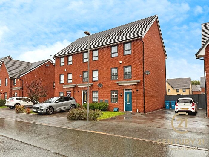 4 Bedroom Semi-Detached House To Rent In Cartwright Farm Road, Liverpool, L24