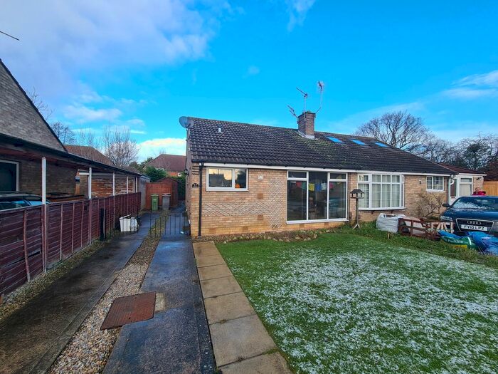 2 Bedroom Bungalow To Rent In Allendale, York YO24