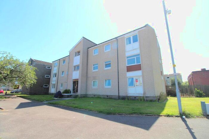 3 Bedroom Flat To Rent In Station Road, Renfrew, PA4