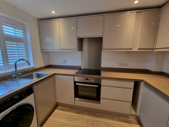 2 Bedroom End Of Terrace House To Rent In Fairfield Road, Warminster, BA12