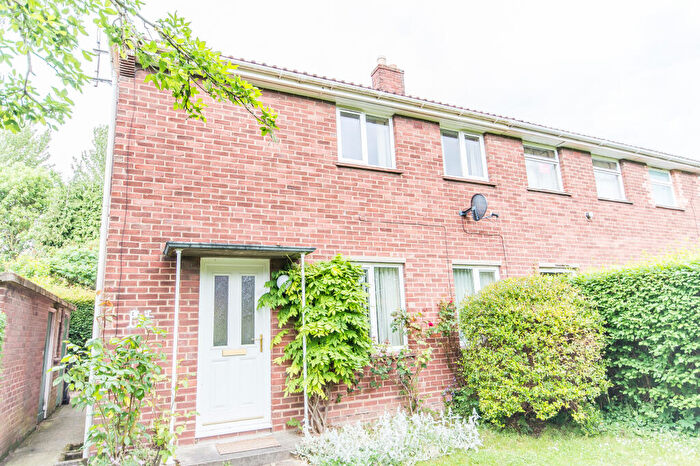3 Bedroom Semi-Detached House To Rent In Uphall Road, Cambridge, CB1