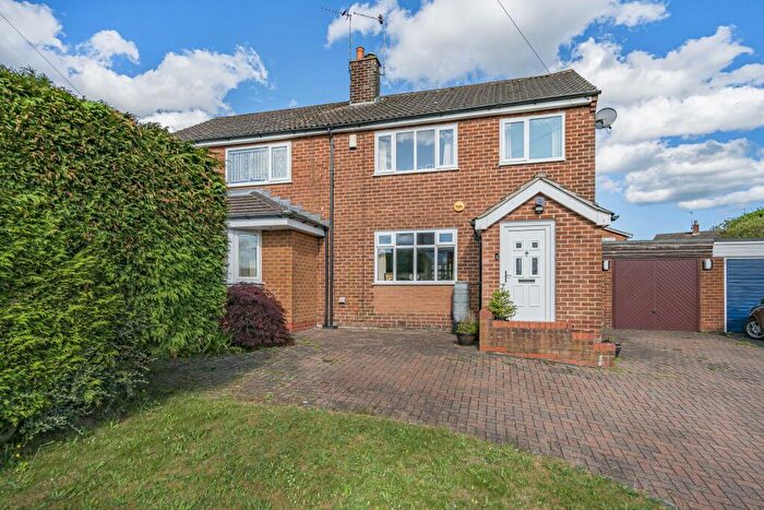 3 Bedroom Semi-Detached House For Sale In Fallibroome Road, Macclesfield, SK10