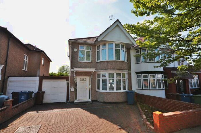 3 Bedroom Semi-Detached House To Rent In Kenton Park Avenue, Kenton, Harrow, HA3