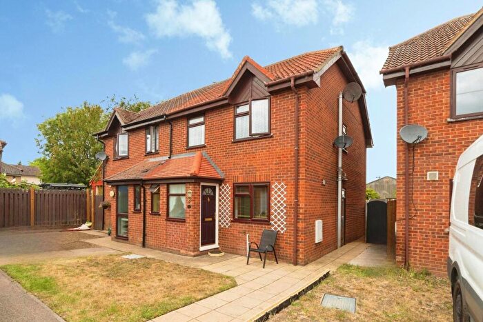 3 Bedroom Semi-Detached House For Sale In Station Road, Tempsford, Sandy, Bedfordshire, SG19