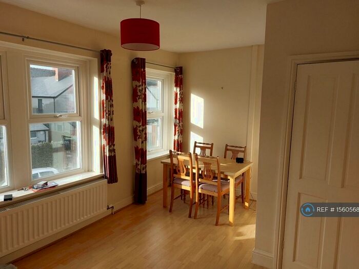 2 Bedroom Flat To Rent In Pontcanna, Cardiff, CF11