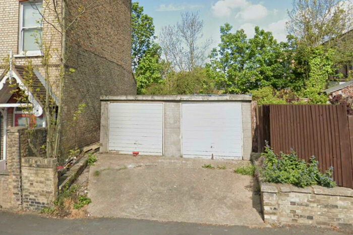 Garage / Parking To Rent In Essex Grove, London, SE19
