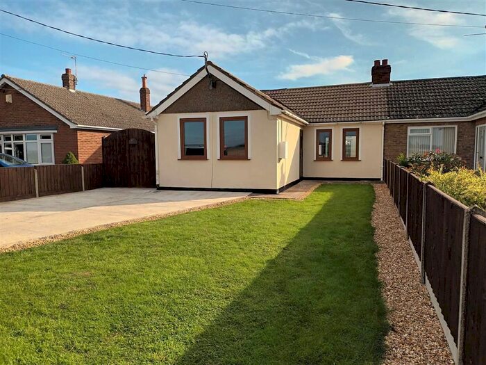 2 Bedroom Semi-Detached Bungalow For Sale In Bannisters Lane, Frampton West, Boston, PE20