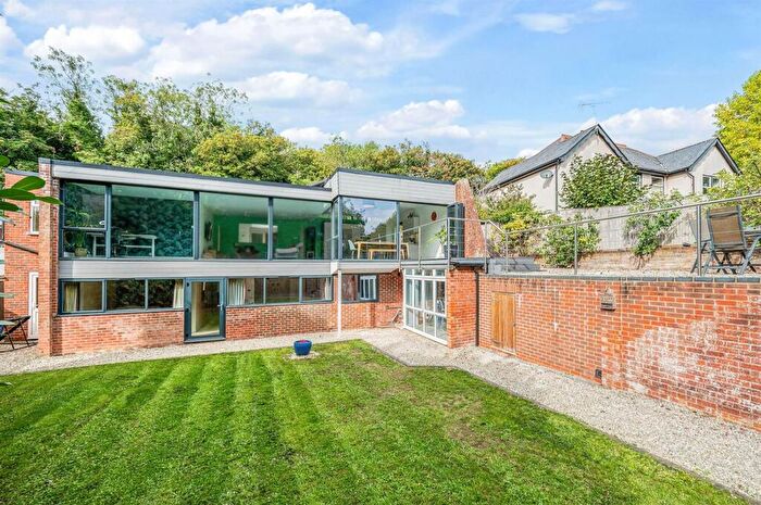 5 Bedroom Detached House For Sale In Wells Lane, Whitchurch, RG28