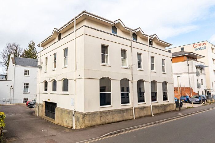 2 Bedroom Flat For Sale In Wellington Street, Cheltenham Town Centre, GL50