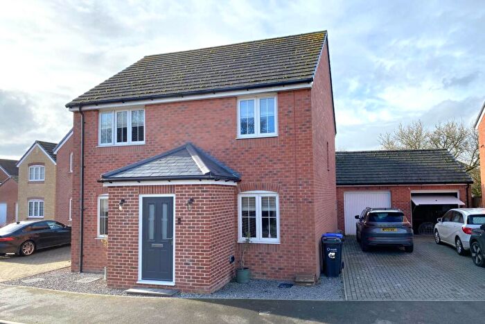 4 Bedroom Detached House For Sale In Bourne Way, Burbage, Marlborough, SN8