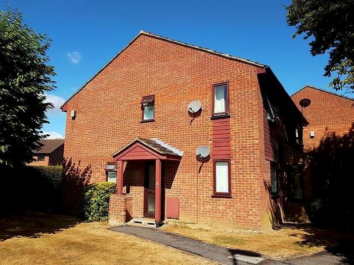 1 Bedroom Apartment To Rent In Chineham, Basingstoke, RG24