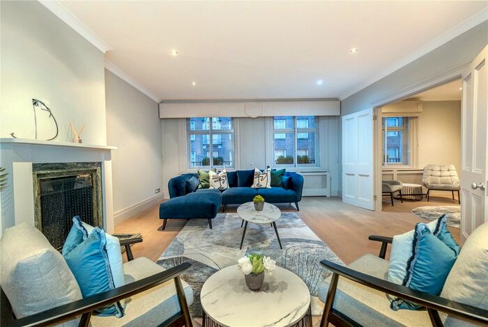 3 Bedroom Flat To Rent In Upper Grosvenor Street, London, W1K