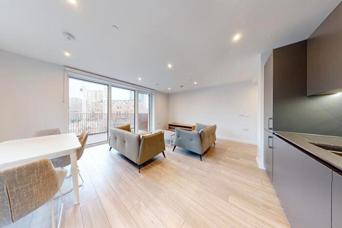 2 Bedroom Apartment To Rent In Park Central East, SE17
