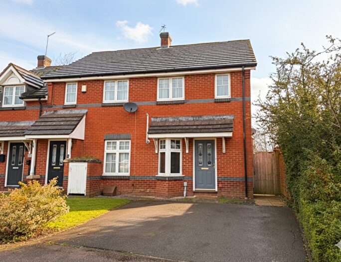 2 Bedroom End Of Terrace House For Sale In Harrow Lane Daventry Northamptonshire, NN11