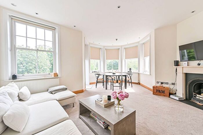 3 Bedroom Flat To Rent In Norfolk Mansions, Prince Of Wales Drive, Battersea Park, London, SW11