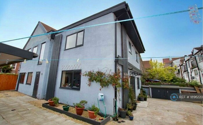 1 Bedroom Flat To Rent In Alfred Street, Weston Super Mare, BS23