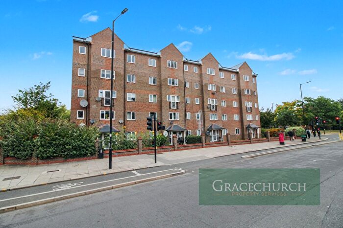 1 Bedroom Flat For Sale In Cross Keys Close, Edmonton, N9