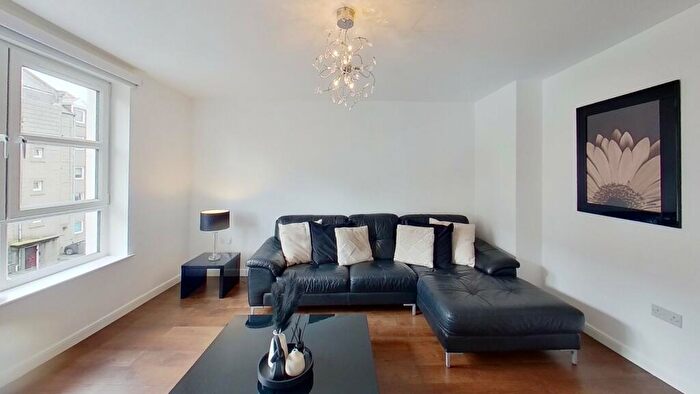 2 Bedroom Flat To Rent In Seaforth Road, Aberdeen, AB24