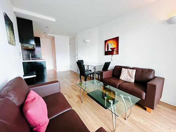2 Bedroom Apartment To Rent In Wellington Quarter, Wellington Street, Leeds, LS1