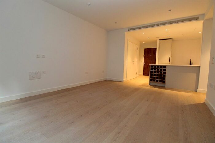 1 Bedroom Flat To Rent In Jubilee Walk, London, WC1X