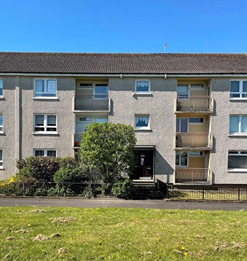 2 Bedroom Flat To Rent In Glenraith Square, Glasgow, G33