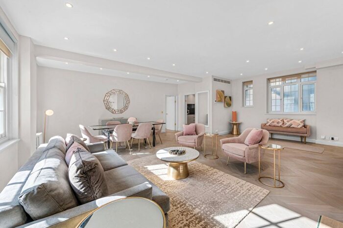 3 Bedroom Flat To Rent In Seymour Street, Connaught Village, W2