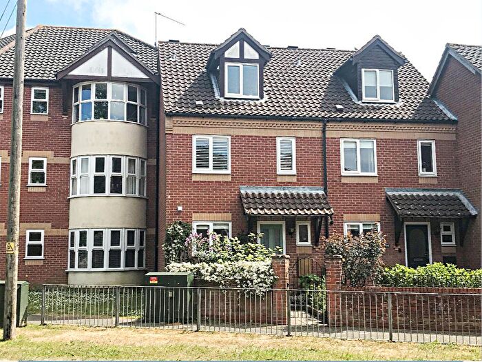 3 Bedroom Town House For Sale In Bridge Street, Fakenham, Norfolk, NR21