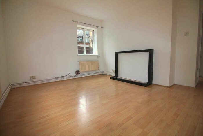 1 Bedroom Flat To Rent In Gunnersbury Lane, Acton, W3