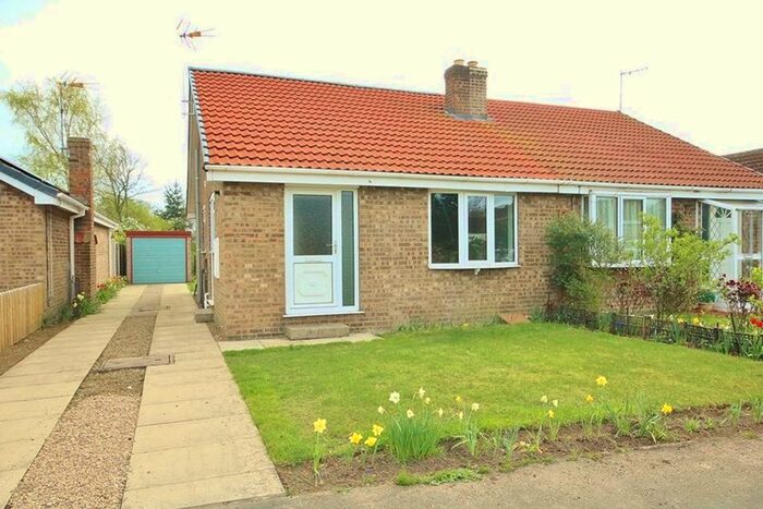2 Bedroom Bungalow To Rent In Sycamore Road, Barlby, Selby, YO8