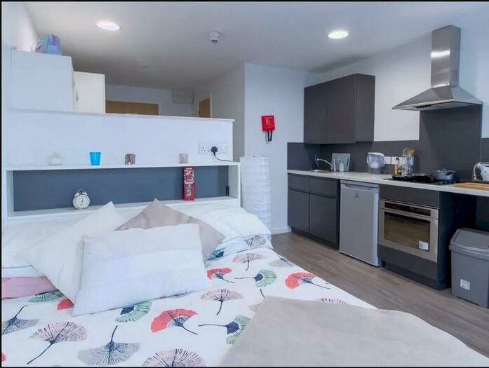 1 Bedroom Apartment To Rent In Oxford Road, Bournemouth, BH8