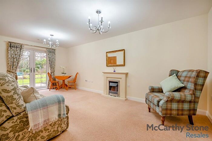 1 Bedroom Flat For Sale In Brueton Place, Blossomfield Road, Solihull, B91