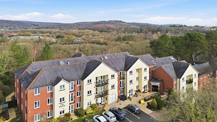 1 Bedroom Flat For Sale In Cwrt Brynteg, Station Road, Radyr, CF15