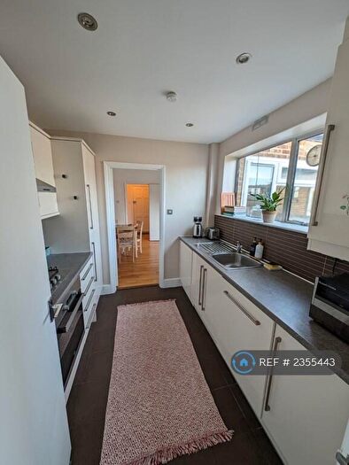1 Bedroom Flat To Rent In Constantine Road, London, NW3