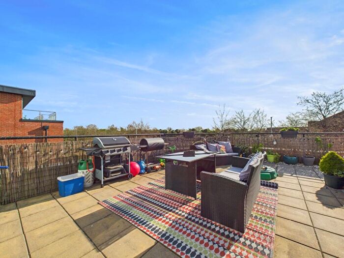 1 Bedroom Flat For Sale In Victoria Road, Elizabeth Court, HA4