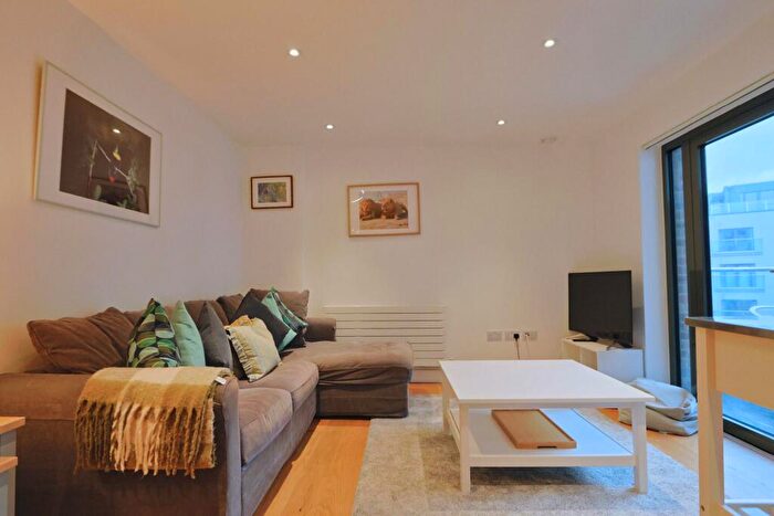 2 Bedroom Flat To Rent In Anchorage, Gaol Ferry Steps, Bristol, BS1
