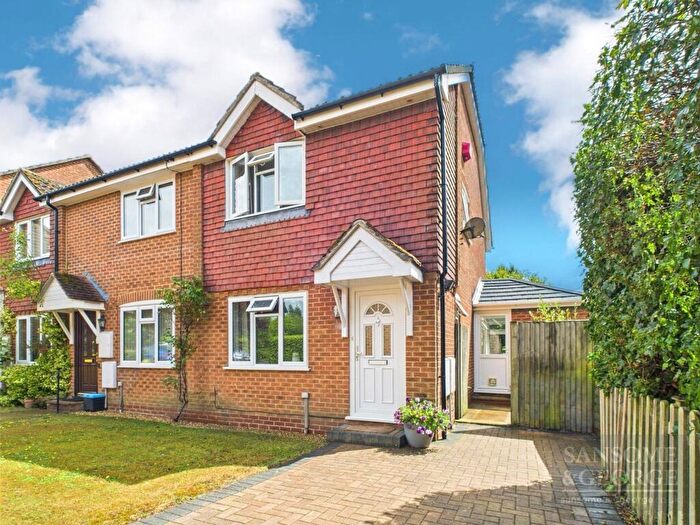 2 Bedroom End Of Terrace House For Sale In Cranesfield, Sherborne St. John, Basingstoke, Hampshire, RG24