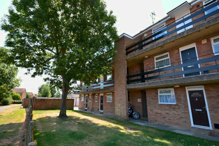 1 Bedroom Flat To Rent In Barnet Court, Melbourne Avenue, Ramsgate, CT12
