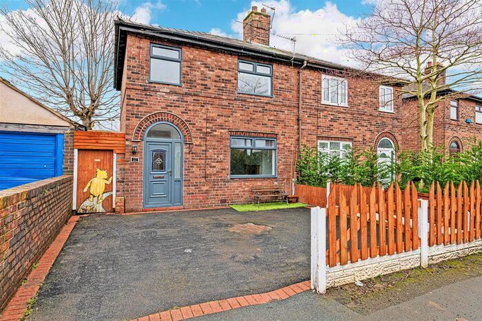 3 Bedroom Semi-Detached House To Rent In Mort Avenue, Latchford, Warrington, WA4