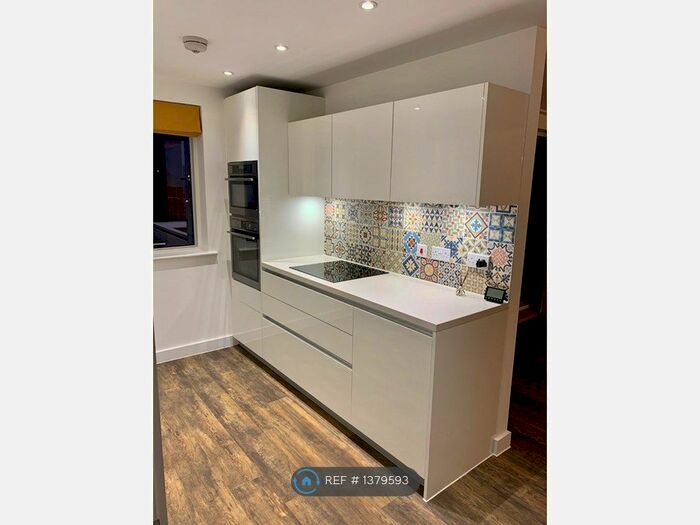 2 Bedroom Flat To Rent In Trumpington, Cambridge, CB2