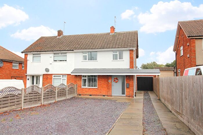 3 Bedroom Semi-Detached House For Sale In Cleveland Road, Wigston, LE18