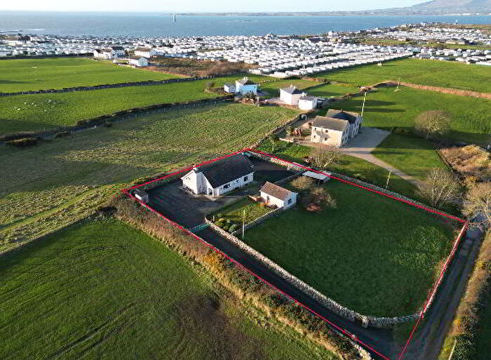 3 Bedroom Detached Bungalow And Lands For Sale In Grange Road, Kilkeel, BT34