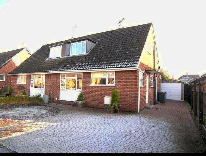 4 Bedroom Semi-Detached House To Rent In Woodstock Close, Allestree, Derby, DE22