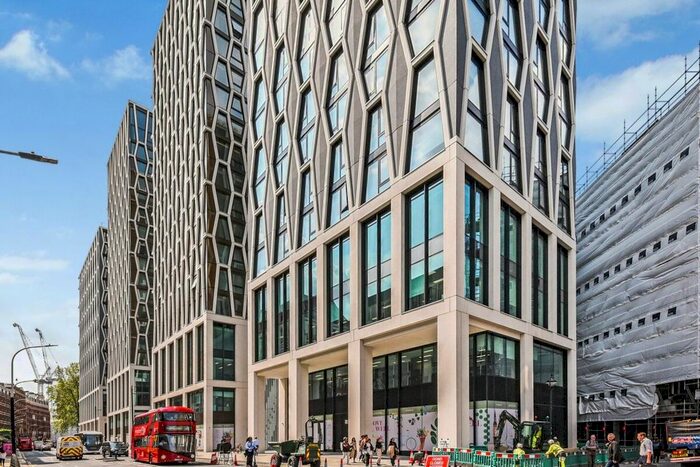 2 Bedroom Flat To Rent In The Broadway, London, SW1H