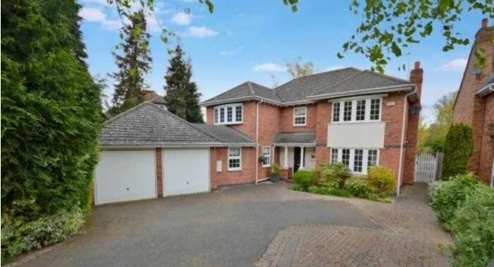 5 Bedroom Detached House To Rent In Meadowcourt Road, Oadby, Leicester, LE2
