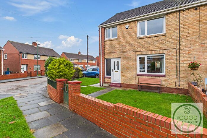 3 Bedroom Semi-Detached House For Sale In Tennyson Avenue, Boldon Colliery, NE35