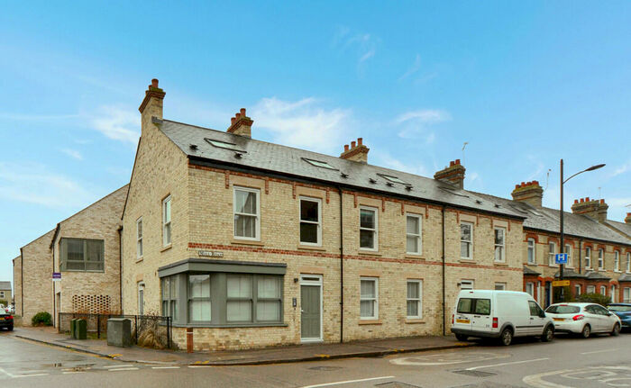 2 Bedroom Apartment To Rent In Mill Road, Cambridge, CB1