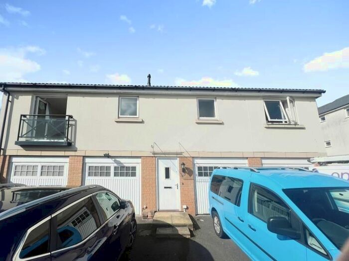 2 Bedroom Property To Rent In Wren Gardens, Portishead, Bristol, BS20