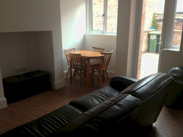 4 Bedroom Terraced House To Rent In Emmanuel Street, Preston, PR1