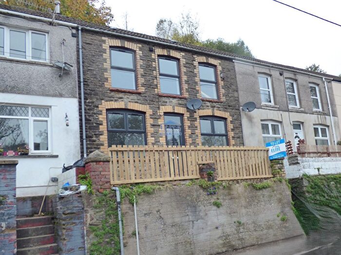 3 Bedroom Terraced House To Rent In Bridgend Road, Pontycymer, Bridgend., CF32