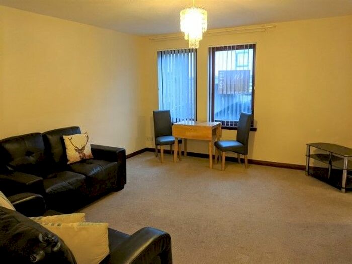 2 Bedroom Flat To Rent In Bloomfield Court, City Centre, Aberdeen, AB10
